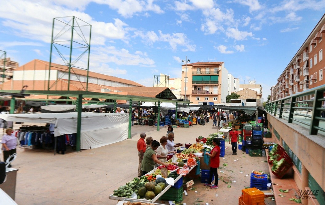 Los mercadillos de Petrer reabren el lunes con medidas de seguridad Los mercadillos de Petrer reabren el lunes con medidas de seguridad
