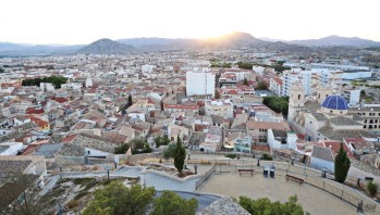 Petrer declara la guerra a los prost&iacute;bulos