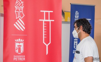 Las asociaciones de Las 300 de Elda y las Chimeneas de Petrer ser&aacute;n &ldquo;vacun&oacute;dromos&rdquo; en diciembre