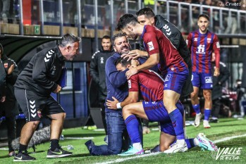 Eldense - Burgos en im&aacute;genes