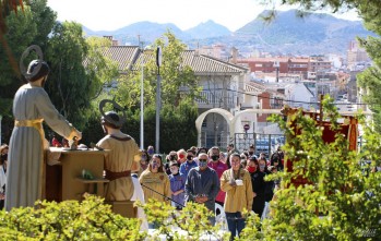 Misa fallera en honor a San Crisp&iacute;n y San Crispiniano