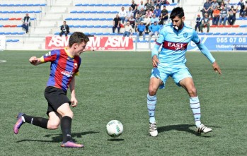 El Eldense pierde pero se deja la piel en el campo (1-3)