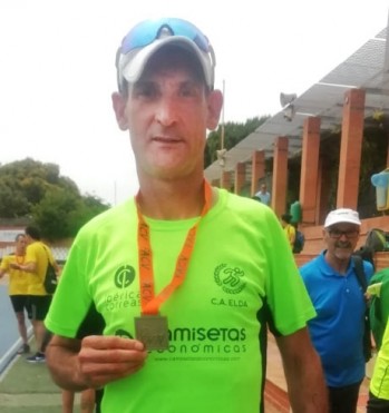 El atleta eldense Jos&eacute; Romero, campe&oacute;n auton&oacute;mico m&aacute;ster
