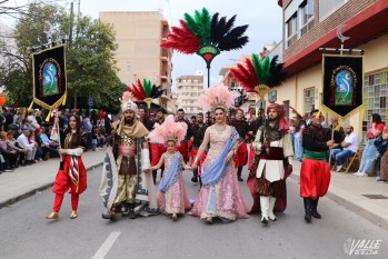 Las primeras Entraetas llaman a la fiesta en Petrer