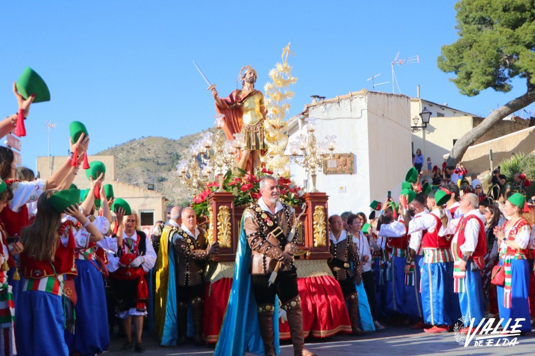 Las fiestas de Moros y Cristianos de Petrer concluyen por todo lo alto con la Proclamación de los nuevos cargos Las fiestas de Moros y Cristianos de Petrer concluyen por todo lo alto con la Proclamación de los nuevos cargos