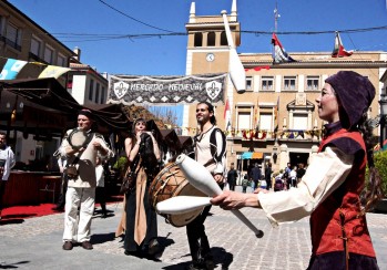 La 17&ordm; Feria Medieval se celebrar&aacute; el 7 y 8 de mayo transformando el centro hist&oacute;rico en un gran mercado 