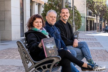 Elia Barcel&oacute; presentar&aacute; este viernes en Elda su nueva novela "La soga de cristal"