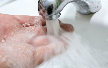 Comunicado urgente: por una rotura el agua de Petrer no es apta para beber y cocinar hasta nuevo aviso