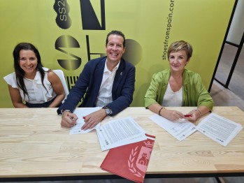 El Ayuntamiento de Elda apuesta por la formaci&oacute;n de los trabajadores del sector del calzado