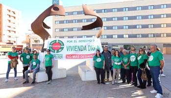 La PAH acusa a los gobiernos de Elda y Petrer de &ldquo;no decir la verdad&rdquo; sobre los problemas de vivienda