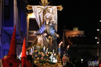 Los eldenses acompa&ntilde;aron a la Virgen de la Piedad y el Perd&oacute;n y de San Juan y las Tres Mar&iacute;as