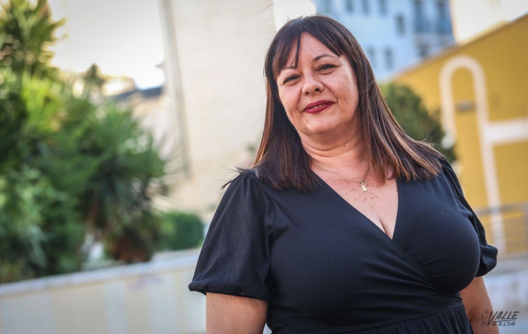 Inmaculada López, presidenta de los Moros Marroquíes: “Es importante que los jóvenes se involucren en la organización de las comparsas” Inmaculada López, presidenta de los Moros Marroquíes: “Es importante que los jóvenes se involucren en la organización de las comparsas”
