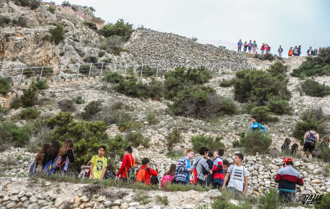 Más de 400 jóvenes conocerán el yacimiento El Monastil a través de talleres didácticos de arqueología Más de 400 jóvenes conocerán el yacimiento El Monastil a través de talleres didácticos de arqueología
