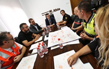 Seguridad colocar&aacute; veh&iacute;culos cruzados en las zonas de aglomeraci&oacute;n a ra&iacute;z de los sucesos ocurridos en Catalu&ntilde;a