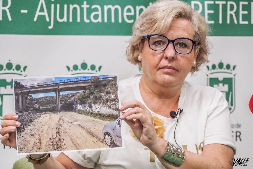 El PP pide que se arregle un camino rural de Petrer por su estado "lamentable" El PP pide que se arregle un camino rural de Petrer por su estado "lamentable"