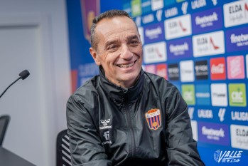 Jos&eacute; Luis Oltra: "Sumamos un punto de valor, esfuerzo, trabajo y sacrificio&rdquo;
