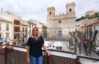 Irene Navarro, alcaldesa de Petrer: "Cada decisi&oacute;n la tomamos con incertidumbre y responsabilidad frente a la COVID-19"