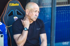 Claudio Barrag&aacute;n: &ldquo;Somos dos equipos similares en cuanto a juego as&iacute; que ganar&aacute; qui&eacute;n est&eacute; m&aacute;s acertado de cara a puerta&rdquo;