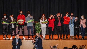 Una gran partida de Kahoot para preparar la EBAU en Petrer