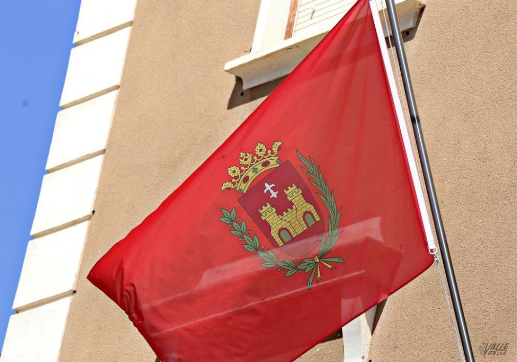 La Bandera de Elda. Más de 300 años de historia La Bandera de Elda. Más de 300 años de historia