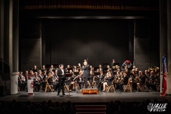La AMCE Santa Cecilia celebr&oacute; su concierto de Fiestas Mayores en el Teatro Castelar