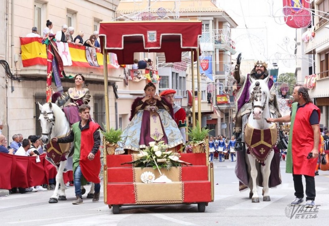 Petrer aplaza las fiestas de Moros y Cristianos por el coronavirus Petrer aplaza las fiestas de Moros y Cristianos por el coronavirus