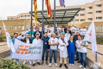 Los m&eacute;dicos del Hospital de Elda piden a Sanidad mejoras en sus condiciones laborales