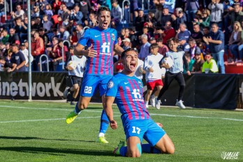 El Eldense recupera la victoria y es a&uacute;n m&aacute;s l&iacute;der (2-0)