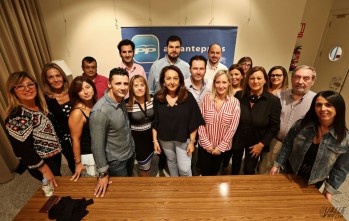 El PP cierra filas tras la marcha de las dos ediles y les pedir&aacute; su acta de concejal