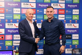 Javi Cabello: "Llego a este club hist&oacute;rico con la mayor de las ilusiones y dispuesto a ganar"