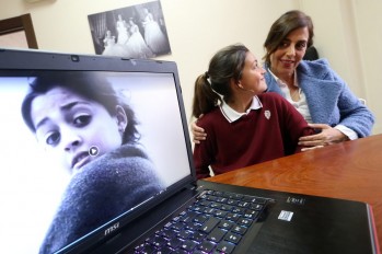 La ni&ntilde;a eldense Paulina Monz&oacute; protagoniza un  corto sobre la Guerra Civil