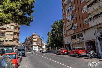 La Polic&iacute;a Local de Elda reforzar&aacute; la vigilancia en el barrio El Cocoliche-La Feria tras robos en veh&iacute;culos anoche
