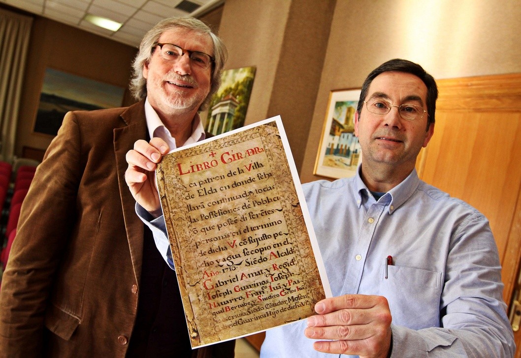 El Ayuntamiento anuncia la restauración de un libro en el que en 1716 se registraban las propiedades El Ayuntamiento anuncia la restauración de un libro en el que en 1716 se registraban las propiedades