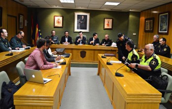 La Unidad Canina ayudar&aacute; a m&aacute;s de 140 agentes a vigilar Elda durante los Moros y Cristianos