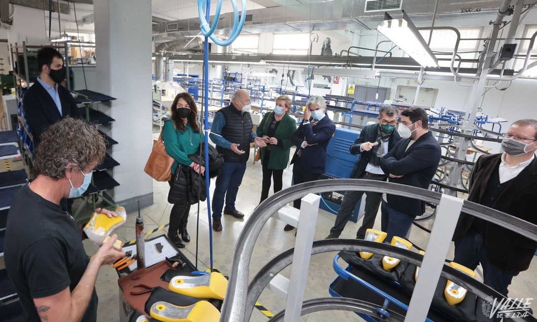 El PP pide ayudas urgentes para las empresas de calzado El PP pide ayudas urgentes para las empresas de calzado