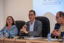 Alrededor de 60 voluntarios se movilizan con el programa "Elda Acompa&ntilde;a"