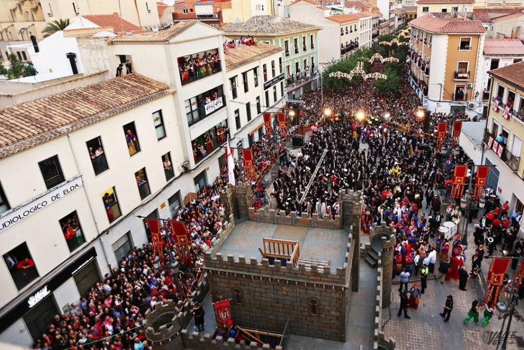Reconocimiento a los Moros y Cristianos de Elda y Petrer Reconocimiento a los Moros y Cristianos de Elda y Petrer