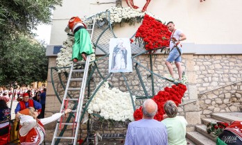 Flores para San Ant&oacute;n, el patr&oacute;n de las fiestas m&aacute;s acogedoras