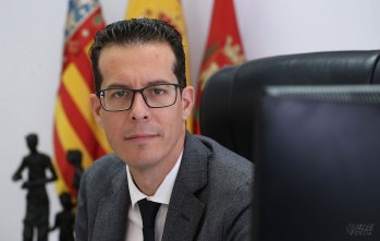 El Ayuntamiento cumple un a&ntilde;o: "Tenemos que apoyar el comercio local"