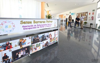 Sense Barreres reabre sus puertas