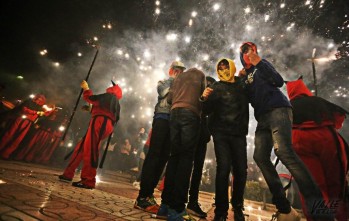 El fuego y la p&oacute;lvora pondr&aacute;n el punto y final a las Fiestas Patronales de Petrer con el espectacular Correfoc