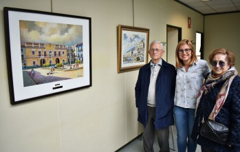 La familia Guill&eacute;n Poveda dona un cuadro al Ayuntamiento de Petrer