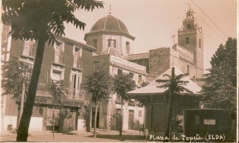 La iglesia de Santa Ana, asaltada e incendiada