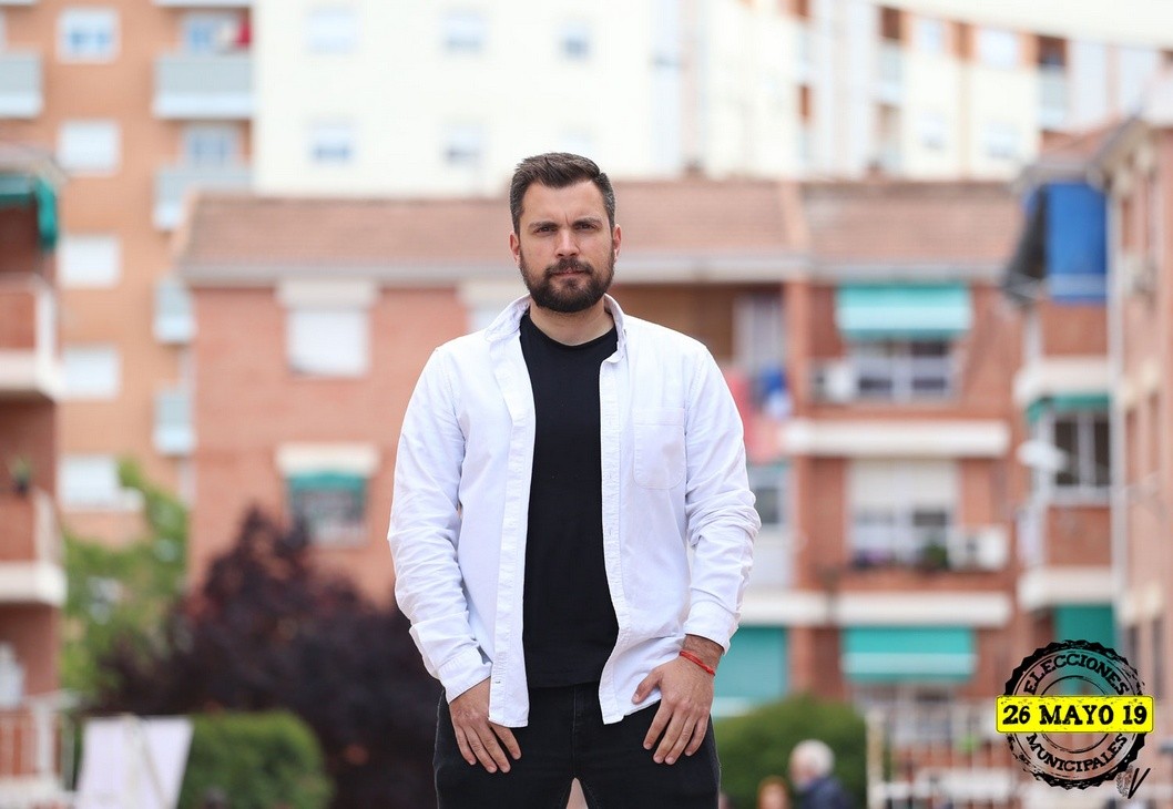 Javier Rivera, IU: “Somos un equipo joven y preparado, con proyectos para transformar Elda en una ciudad más atractiva” Javier Rivera, IU: “Somos un equipo joven y preparado, con proyectos para transformar Elda en una ciudad más atractiva”