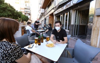 Prohibici&oacute;n de fumar y cierre de locales de ocio nocturno en toda Espa&ntilde;a