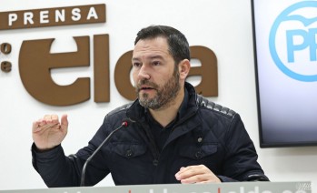 El PP propone crear cheques beb&eacute; y bonos de guarder&iacute;a para revertir el descenso de poblaci&oacute;n de Elda