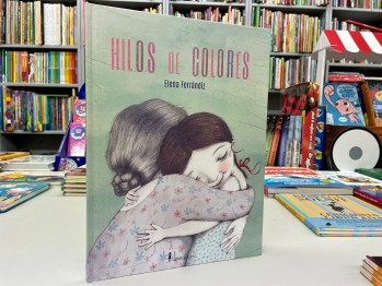 "Hilos de colores" de Elena Ferr&aacute;ndiz