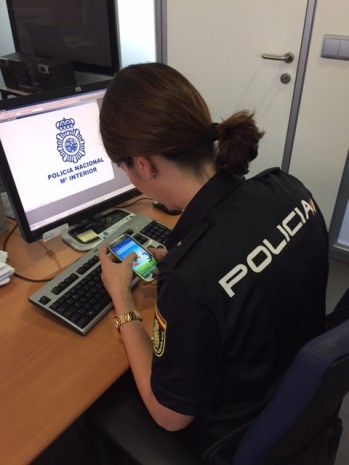 La Polic&iacute;a Nacional detiene a 21 personas por realizar supuestas estafas a compa&ntilde;&iacute;as de telefon&iacute;a
