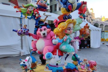 Los artistas eldenses triunfan en las Fallas de Valencia