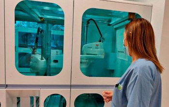 El Hospital de Elda renueva los equipos de su laboratorio